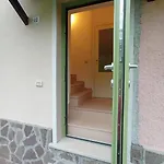 Diffuso Borgo Piovere, Naol Attico דירה *