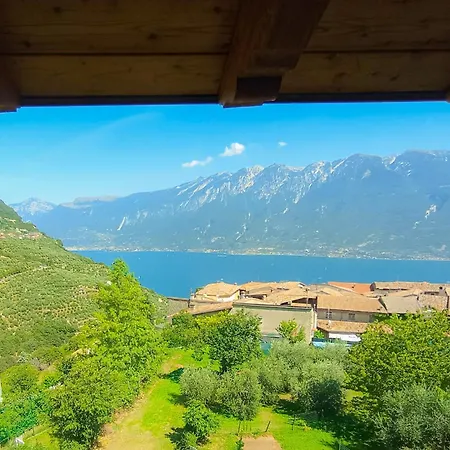Diffuso Borgo Piovere, Naol Attico Διαμέρισμα *