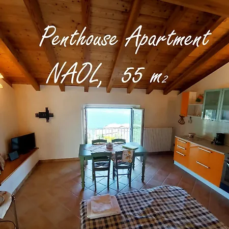 Diffuso Borgo Piovere, Naol Attico Διαμέρισμα