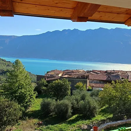 Diffuso Borgo Piovere, Naol Attico Διαμέρισμα