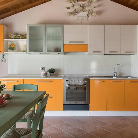 Διαμέρισμα Diffuso Borgo Piovere, Naol Attico *