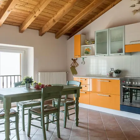 Diffuso Borgo Piovere, Naol Attico