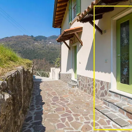 Diffuso Borgo Piovere, Naol Attico * Tignale