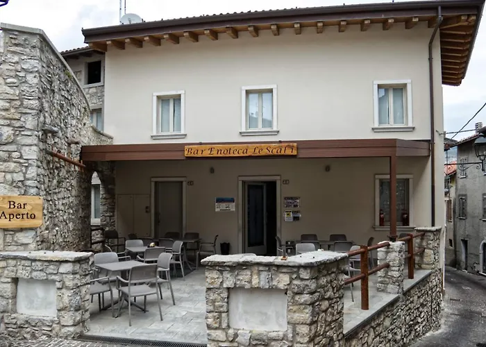 Naol Penthouse Apartment, * Tignale